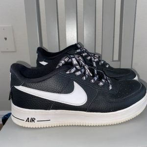 Kids black and white Air Force 1s